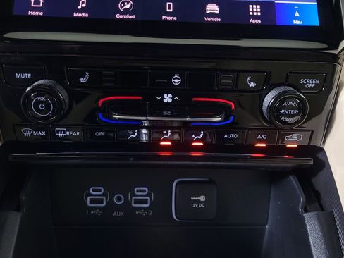 New 2025 Jeep Grand Cherokee Limited image 26