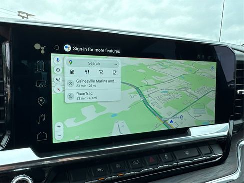 Used 2025 GMC Sierra 1500 SLT image 24