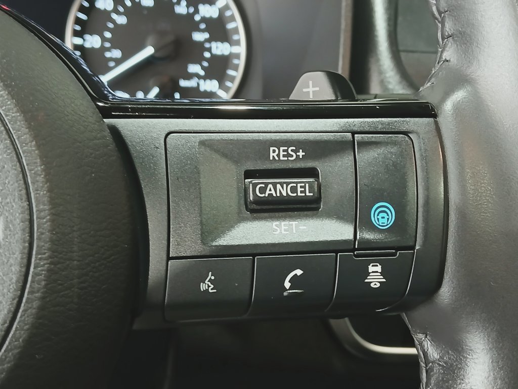 Used 2023 Nissan Rogue SV w/ SV Premium B Package AWD/4WD image 29