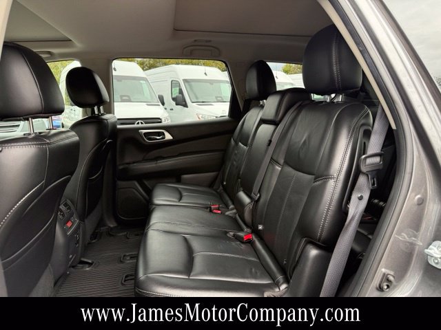 Used 2017 Nissan Pathfinder SL w/ SL Premium Package AWD/4WD image 22