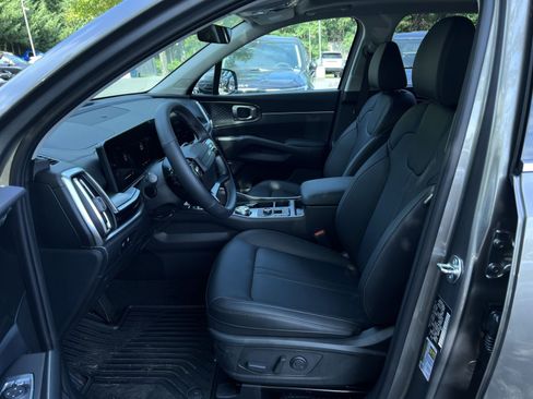 New 2026 Kia Sorento EX AWD/4WD image 18