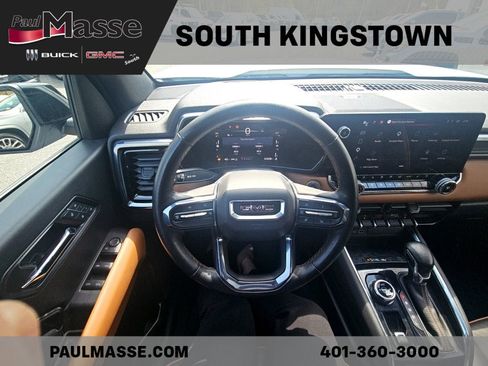 Used 2023 GMC Canyon AT4 w/ AT4 Premium Package AWD/4WD image 13