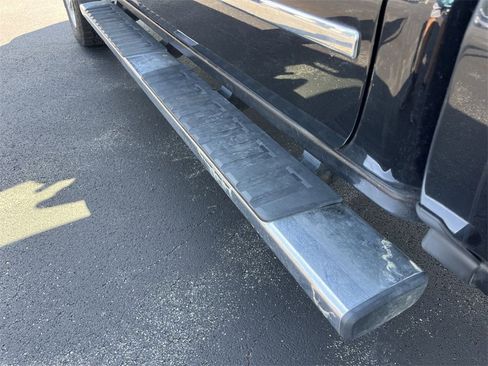 Used 2019 Chevrolet Silverado 2500 LTZ w/ LTZ Plus Package image 34