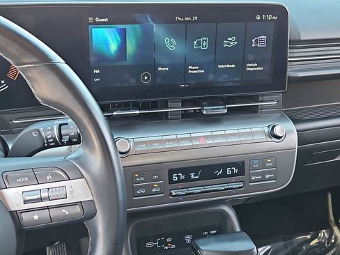 Certified 2025 Hyundai Kona SEL image 27