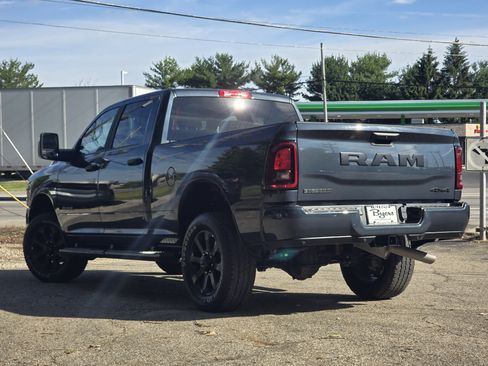 Used 2025 RAM 2500 Big Horn AWD/4WD image 5