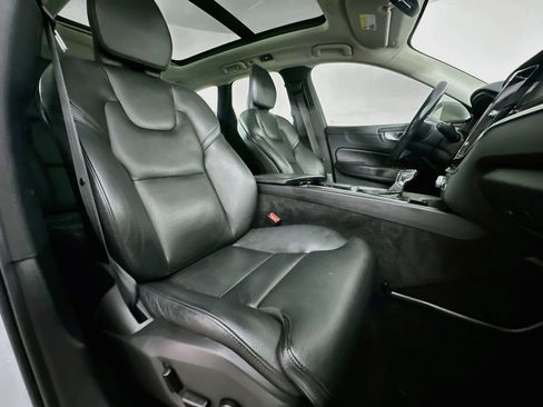 Used 2019 Volvo XC60 T6 Inscription w/ Protection Package AWD/4WD image 31