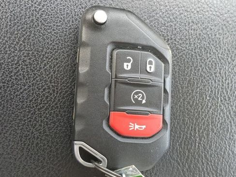 Used 2020 Jeep Wrangler Unlimited Sport S AWD/4WD image 26