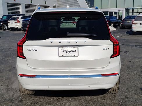 New 2026 Volvo XC90 B6 Plus image 34