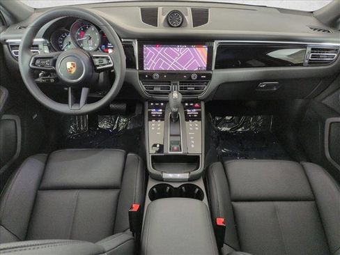 New 2026 Porsche Macan image 15