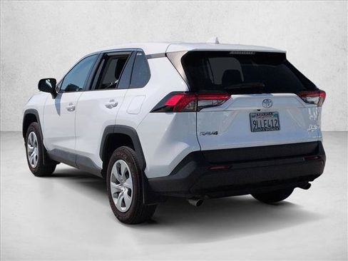 Used 2024 Toyota RAV4 LE AWD/4WD image 7