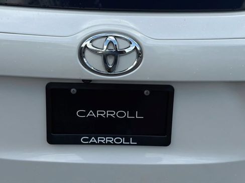 Used 2019 Toyota Highlander LE FWD image 11