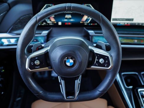 Used 2023 BMW 740i w/ Parking Assistance Package image 27