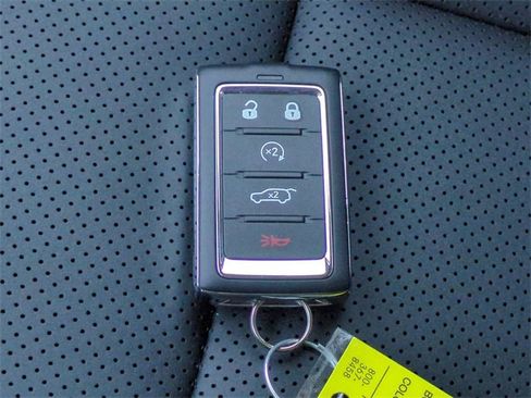 Used 2025 Jeep Wagoneer S Limited image 29