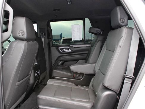 Used 2022 Chevrolet Tahoe Z71 w/ Luxury Package image 20