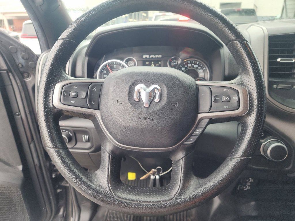 Used 2023 RAM 2500 Tradesman w/ Chrome Appearance Group AWD/4WD image 2