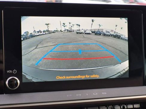 Used 2026 Toyota Prius Plug-In Hybrid image 13