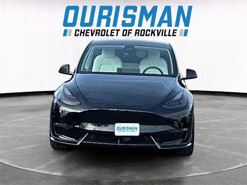 Used 2022 Tesla Model Y Performance image 8