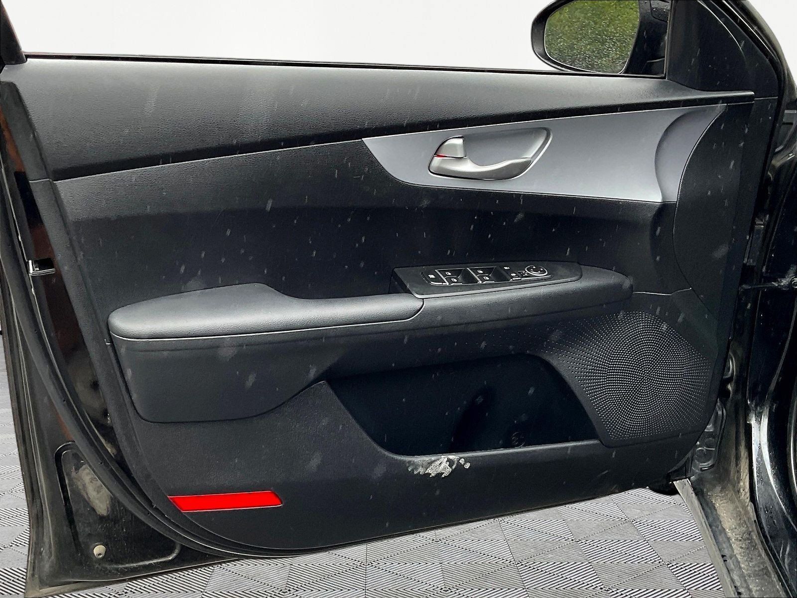 Used 2024 Kia Forte LXS FWD image 20