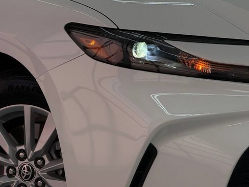 Used 2025 Toyota Camry LE w/ Convenience Package FWD image 10