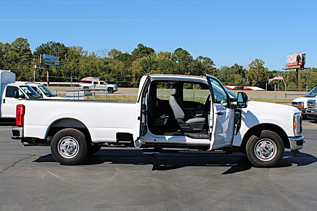 Used 2026 Ford F250 XL w/ XL Chrome Package RWD image 10