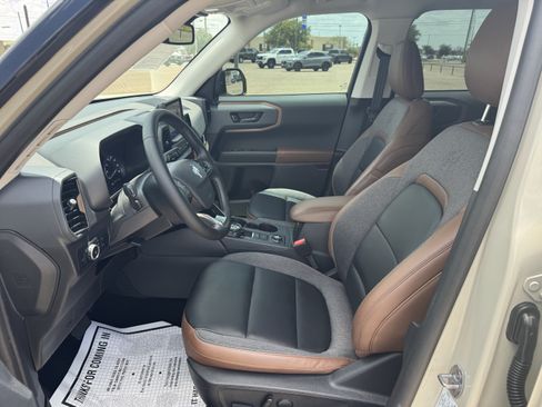 Certified 2024 Ford Bronco Sport Outer Banks AWD/4WD image 21