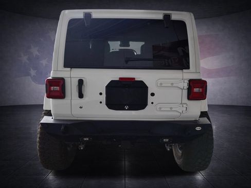 Used 2020 Jeep Wrangler Unlimited Rubicon AWD/4WD image 4