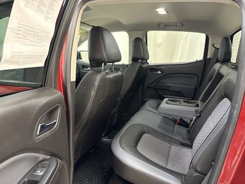 Used 2016 Chevrolet Colorado Z71 image 14