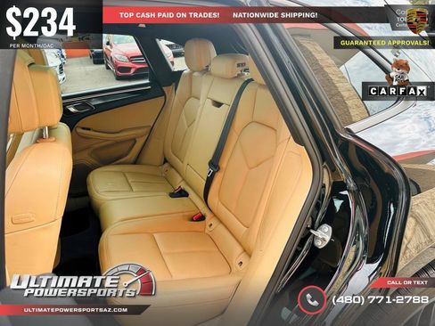 Used 2018 Porsche Macan Sport Edition AWD/4WD image 34