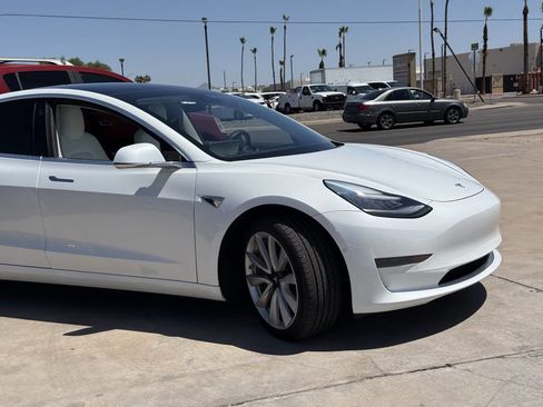 Used 2020 Tesla Model 3 Standard Range Plus RWD image 22