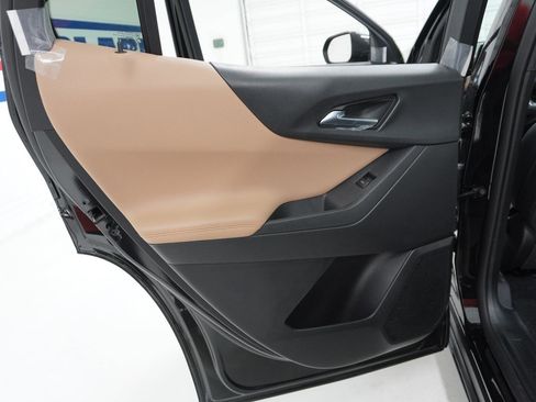 New 2026 Chevrolet Equinox ACTIV w/ Convenience Package III image 37