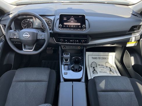 New 2026 Nissan Rogue SV image 7