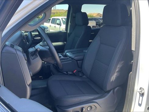 Used 2025 Chevrolet Silverado 1500 Custom Trail Boss AWD/4WD image 25