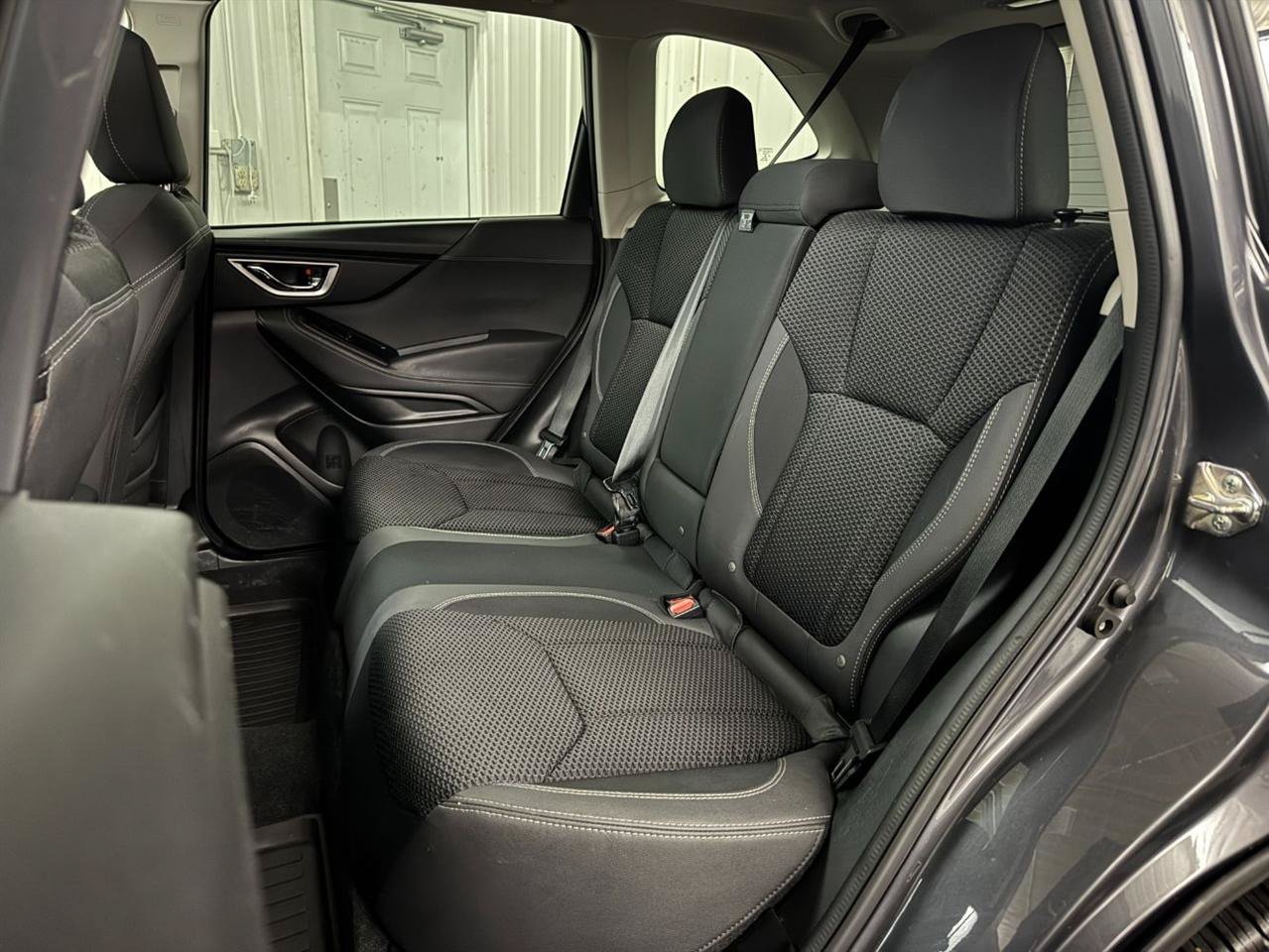 Used 2020 Subaru Forester Premium AWD/4WD image 7