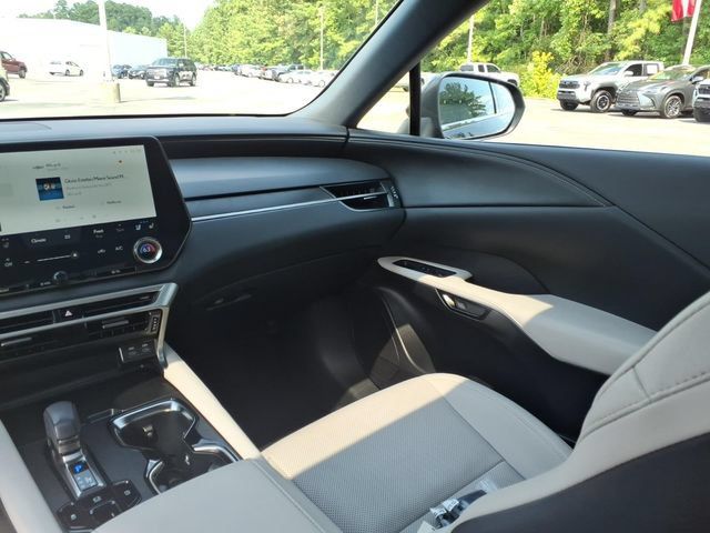 Used 2024 Lexus RX 350 Premium w/ Accessory Package (Z1) FWD image 10