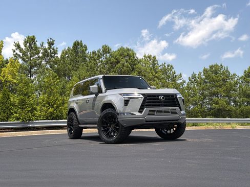 Used 2025 Lexus GX 550 w/ Accessory Package (2T) AWD/4WD image 66