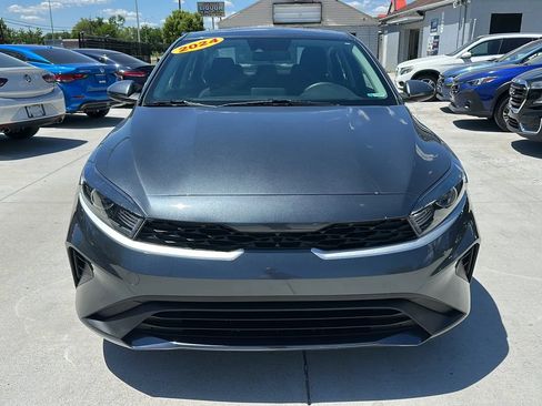 Used 2024 Kia Forte LXS FWD image 2