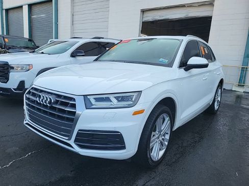 Used 2018 Audi Q5 2.0T Premium Plus w/ Premium Plus Package AWD/4WD image 3