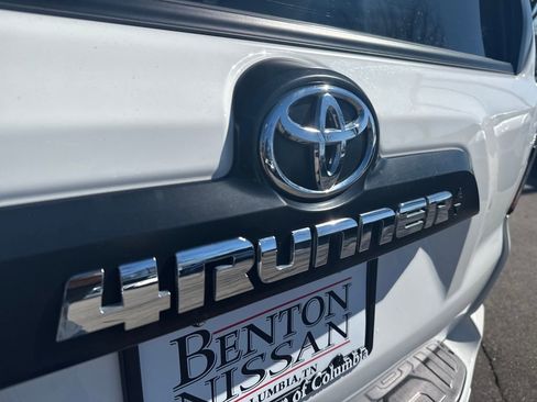 Used 2024 Toyota 4Runner TRD Off-Road Premium image 44