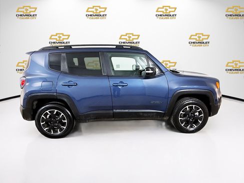 Used 2023 Jeep Renegade Latitude image 8