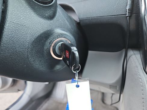 Used 2012 Toyota Camry XLE image 22