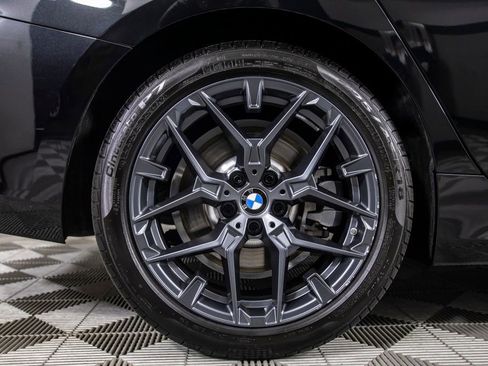 Used 2025 BMW 330i Sedan w/ M Sport Package RWD image 40