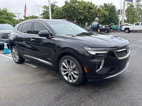 Used 2023 Buick Envision Avenir FWD image 2