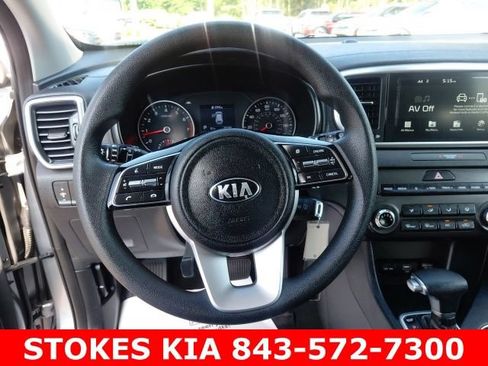 Used 2020 Kia Sportage LX AWD/4WD image 12