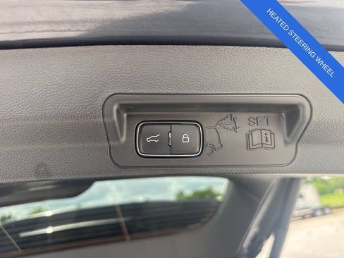 Used 2023 Ford Explorer XLT w/ Equipment Group 202A AWD/4WD image 14