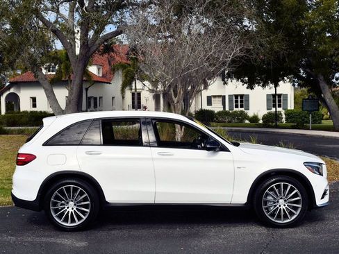 Used 2019 Mercedes-Benz GLC 43 AMG 4MATIC image 33