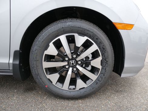 New 2026 Honda Odyssey EX-L image 10