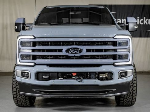 Used 2024 Ford F250 Platinum AWD/4WD image 3