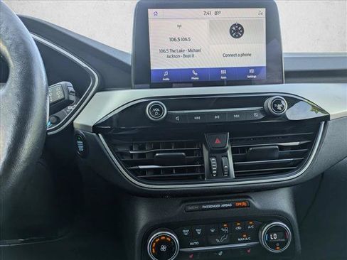 Used 2020 Ford Escape SEL FWD image 13