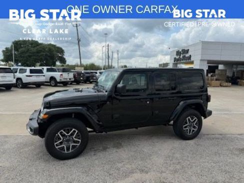 Used 2025 Jeep Wrangler Sahara image 1