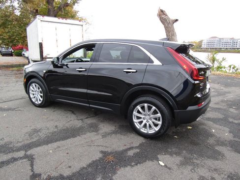 Used 2022 Cadillac XT4 Luxury image 41
